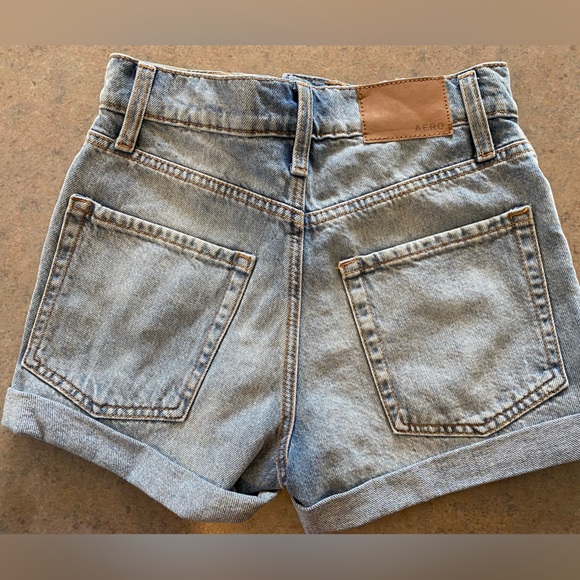 AERO High Rise Curvy Mom Short - Picture 2 of 2